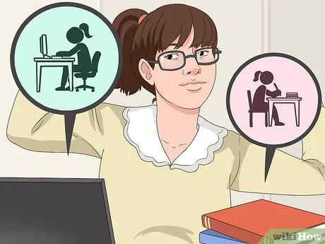 Karir atau Pendidikan yang di utamakan ?